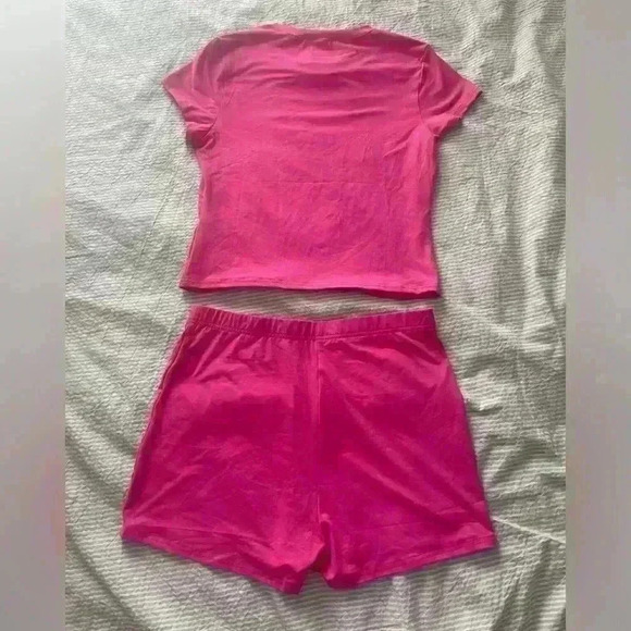 Hot pink Amazon two piece athletic set size large new with tags - Picture 5 of 8